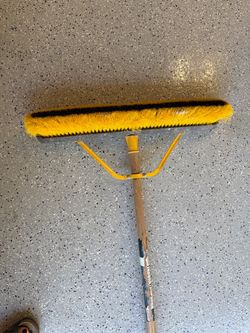 Push broom heavy duty outdoor with wooden handle