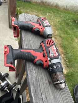 Milwaukee Drill Set