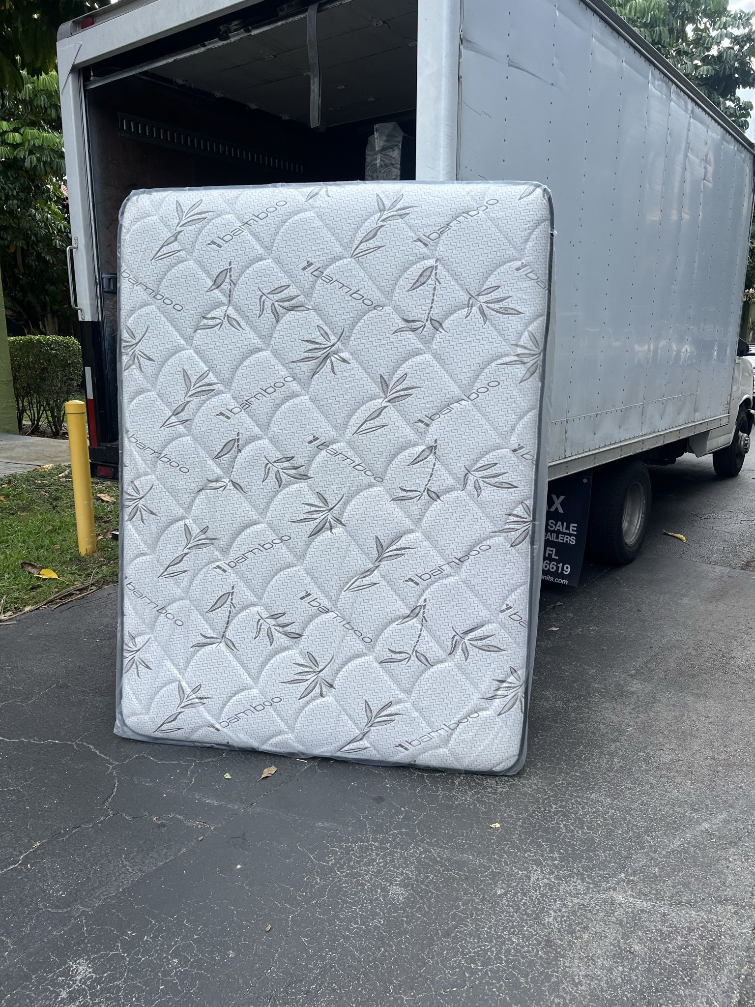 Mattresses: twin, full , queen regular , Colchon Nuevo Colchones plush or pillow top available cama bed mattress