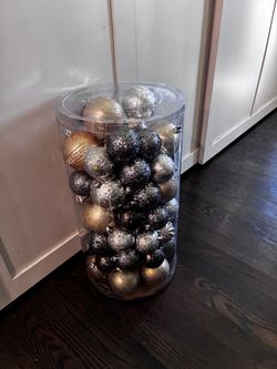 75 Pc Christmas Ornaments