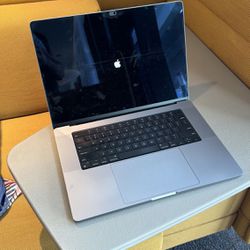 2021 Apple MacBook Pro with Apple M1 Max Chip (16-inch, 64GB RAM, 1TB SSD Storage) 
