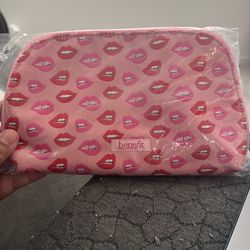 Benefits Cosmetics Makeup Bag Small Lips