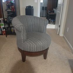 Swivel chair