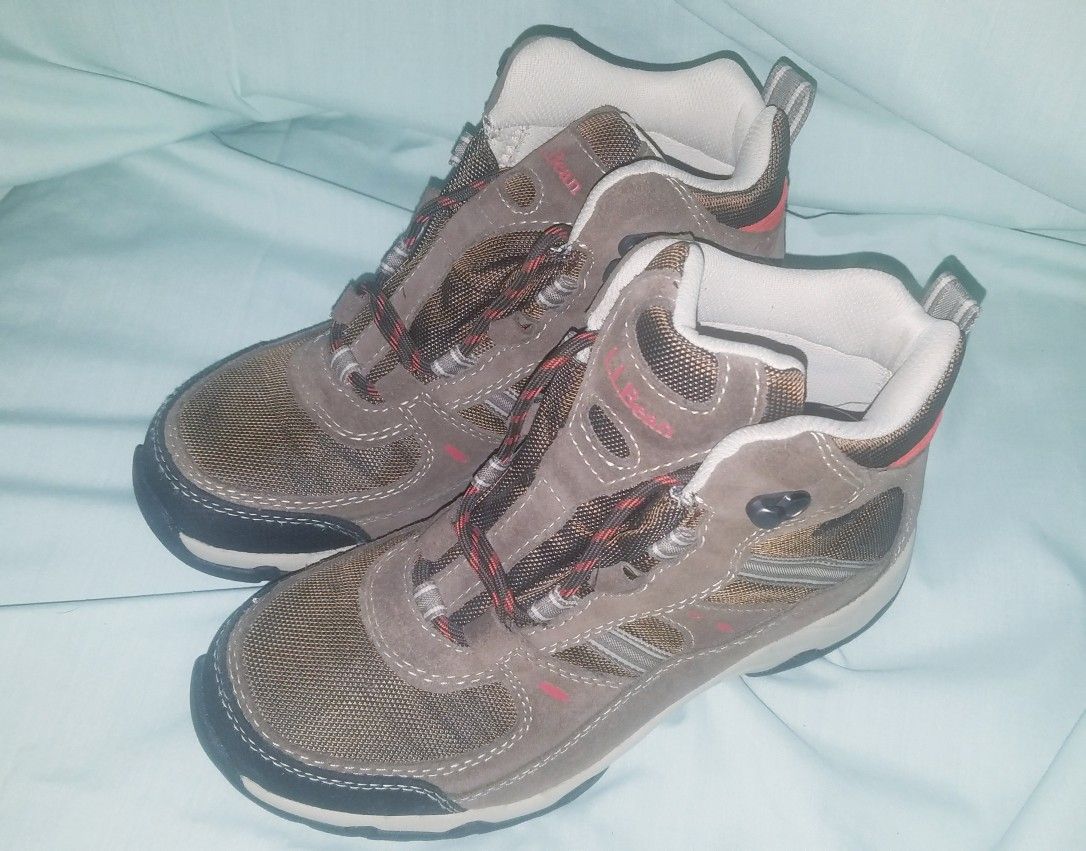 L.L. Bean Waterproof Vertigrip Hiking/Snow Boots Women's Size 6.5 M Never Worn