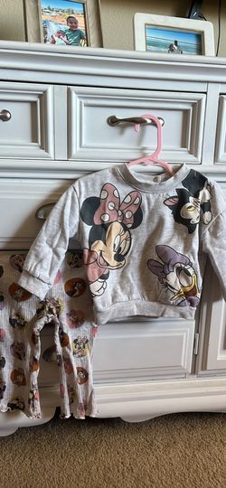 Girls 12-18 month clothes $5 each outfit or $20 for all