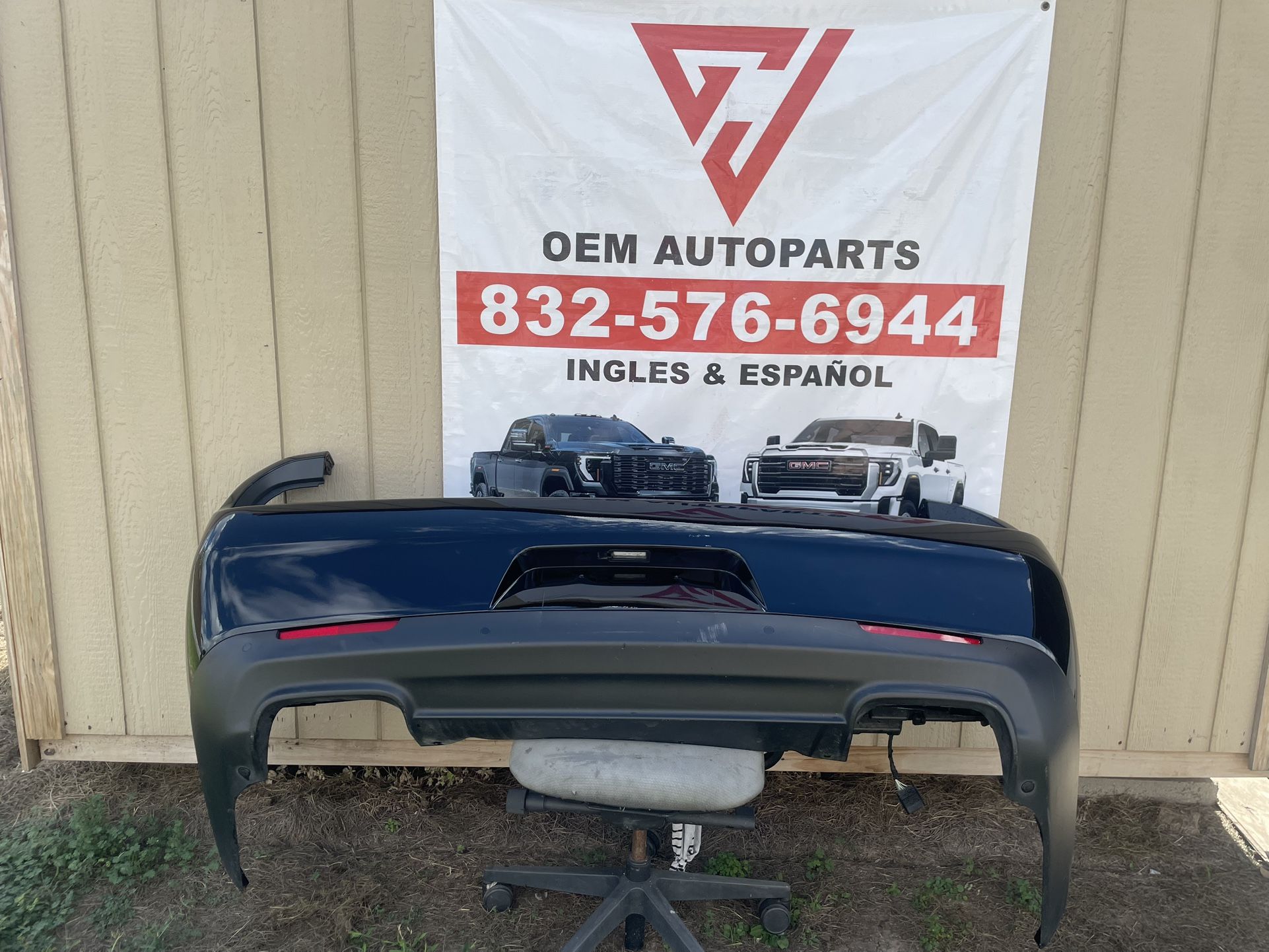 2018 2020 2023 Dodge Challenger Back rear Bumper black color with sensors oem