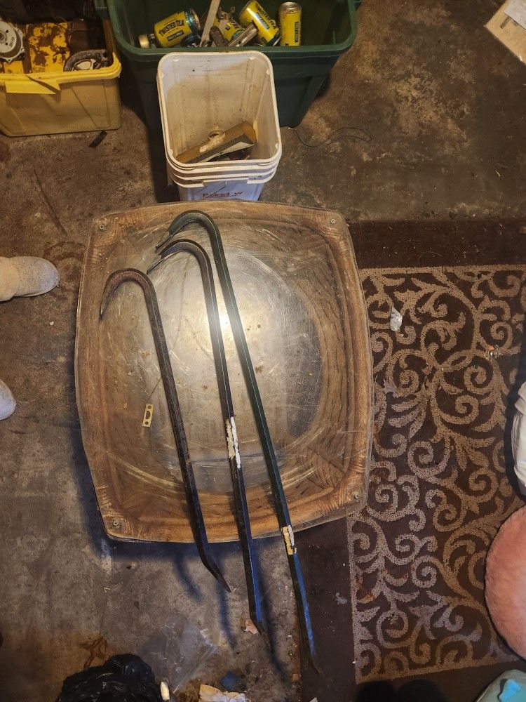 Crowbars