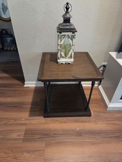 Vintage Coffee & End Table