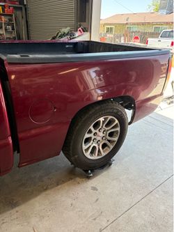 05 Chevy/gmc 6' bed