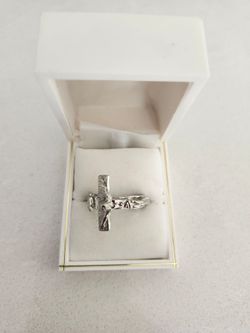 Sterling Silver Crucifix Ring Size 7