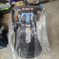 Uppababy Carseat Base (Brand New)