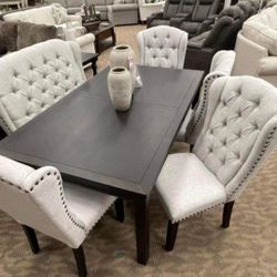 Jeanette Black / Linen Rectangular Dining Set       4 Chairs And Table 