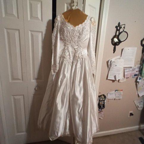 Gorgeous Vintage Wedding Dress Westville And Crown By Michelangelo Size 10 Beautiful Detail Must See Person
