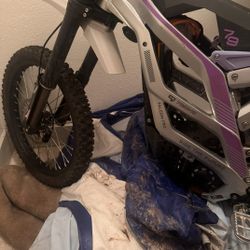 79 FALCON PRO E-DIRTBIKE***READ DESCRIPTION***