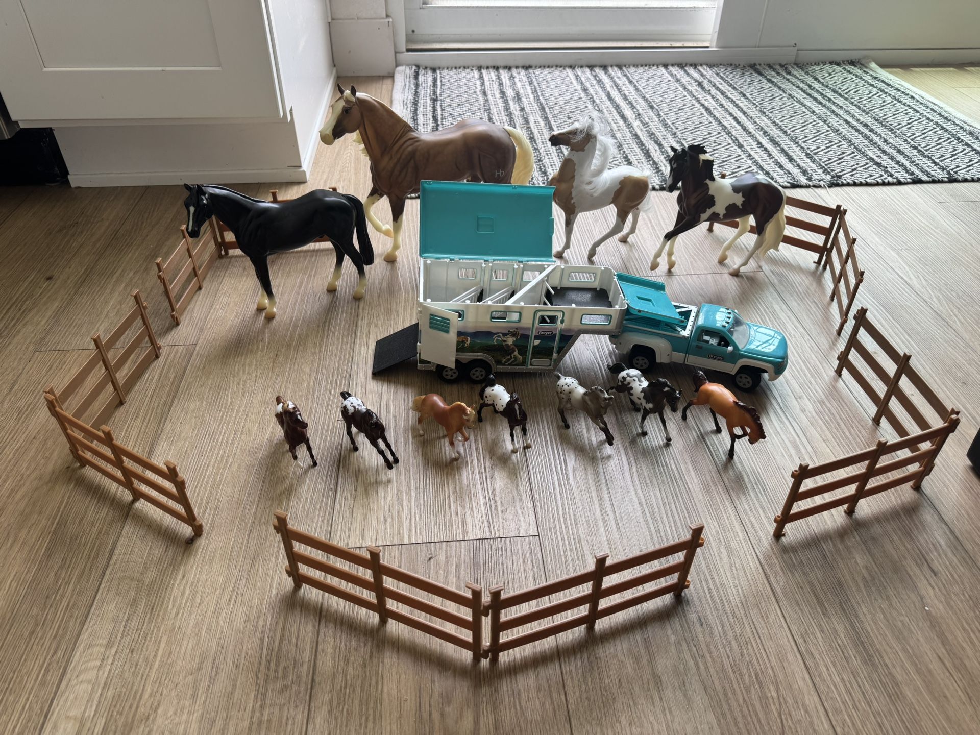 Breyer Horses And Trailer Set with Truck & Fencing