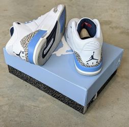 Jordan 3 UNC