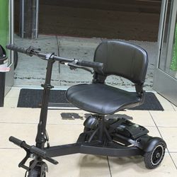 3  WHEEL LIGHTWEIGHT ELECTRIC SCOOTER FOR ADULT AND SENIORS RANGE 18 MILES  3Wheel Electric Scooter for Adults and Seniors, Portable Mobility Scooter 