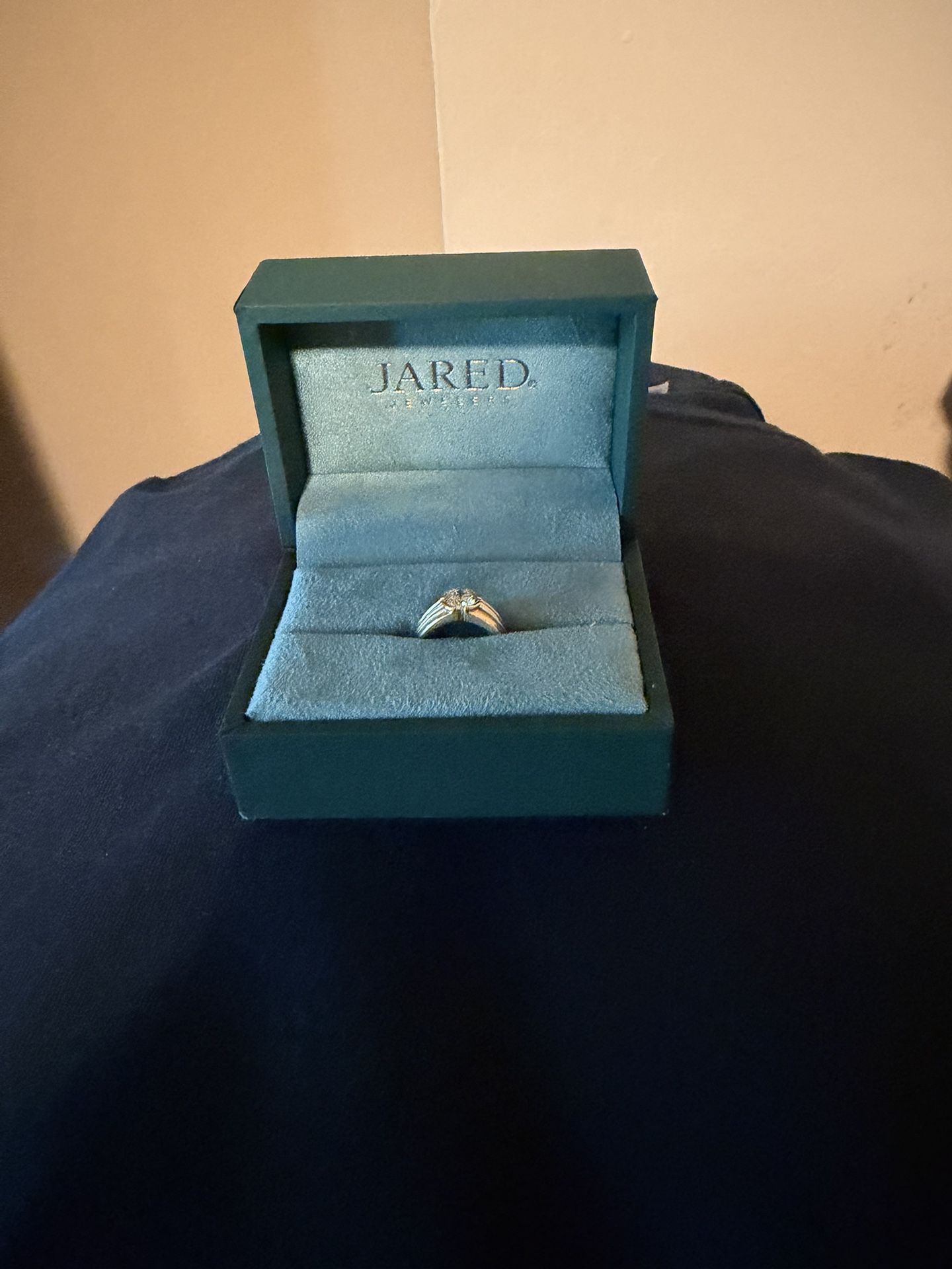 Mens  14 Carrot Solid Gold Diamond Ring Size 5