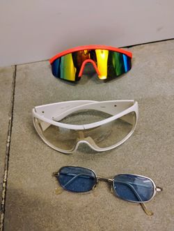 Sunglasses Lot (Read Description)