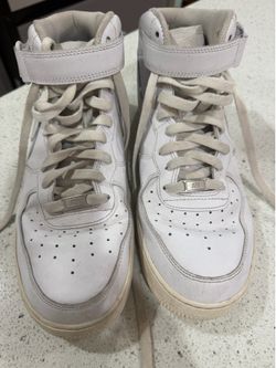 white Nike Air Force 1 Mid '07