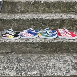 4 Pair Of Vans Sz 5 $20 each 