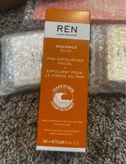 New makeup bundle