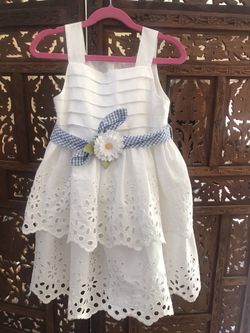 Girls dress size 6