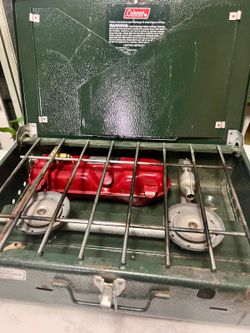 Coleman 2 burner stove