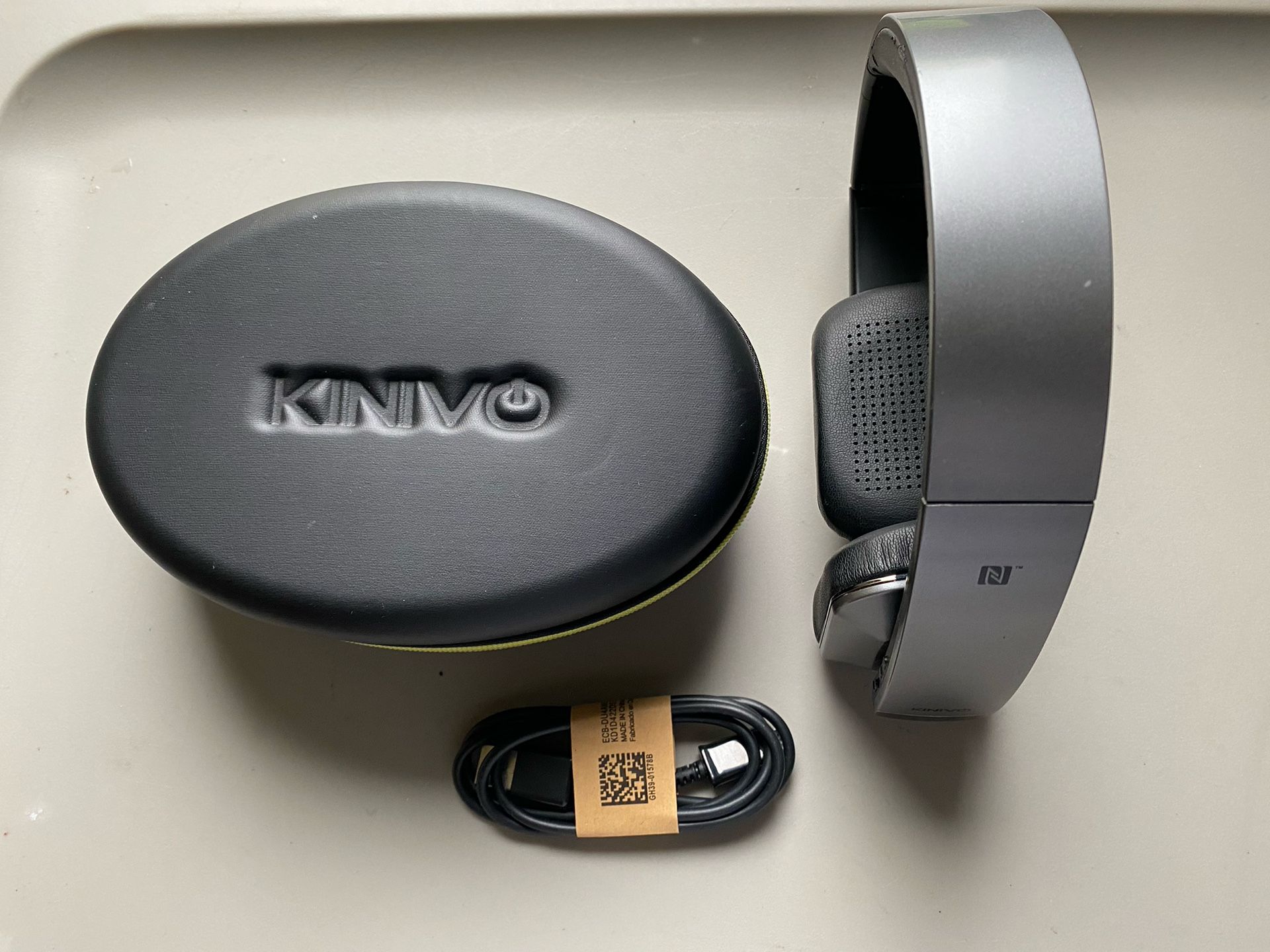 Kinivo URBN Wireless Headphones
