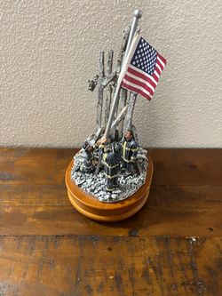 9/11 Firefighter Flag Raising Figurine while playing the wind up Star Spangled Banner