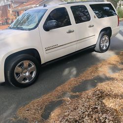2010 Chevrolet Suburban
