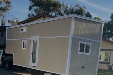 Tiny home on wheels