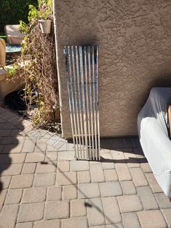 Grille Off Of 1979 Chevy K10