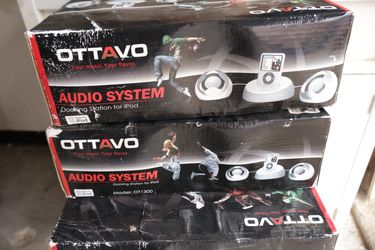 Bulk Lot of 10 Ottavo iPod Docking Stations (Model OT1300) - NIB / As-Is