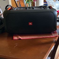 JBL Party Box On The Go 