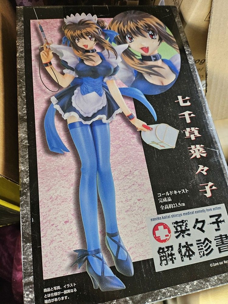 Nurse Nanako Statue