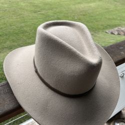 Really Nice & Light 100% Wool Cowboy Hat 