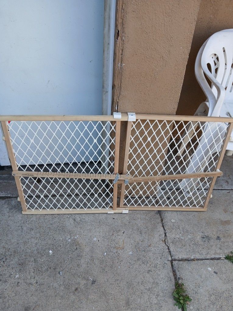 DOG FENCE GATE