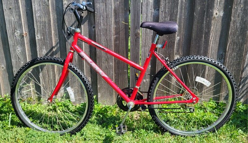 26" Wheels Adult Bicycle 10 Speed Mountain Bike Nice Red Like New