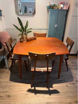 5-Piece Mid-Century Modern Danish Teak Dining Set – Draw-Leaf Table & 4 Chairs