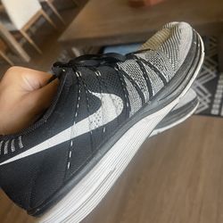 Nike Flyknit Trainer