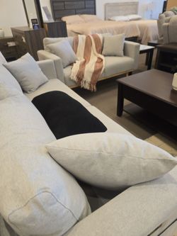 Sofa love last one