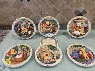 Winnie the Pooh 3D Collector Plates