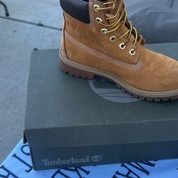Timberlands 4.5y