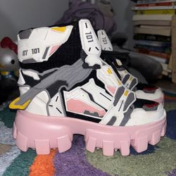 Size 8 Gundam Shoes