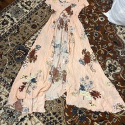 2 Size Small Dresses 1 Size Small Skirt