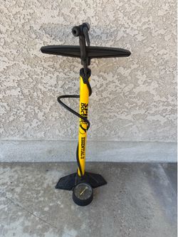 Bike pump