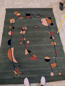 87x63 Rug