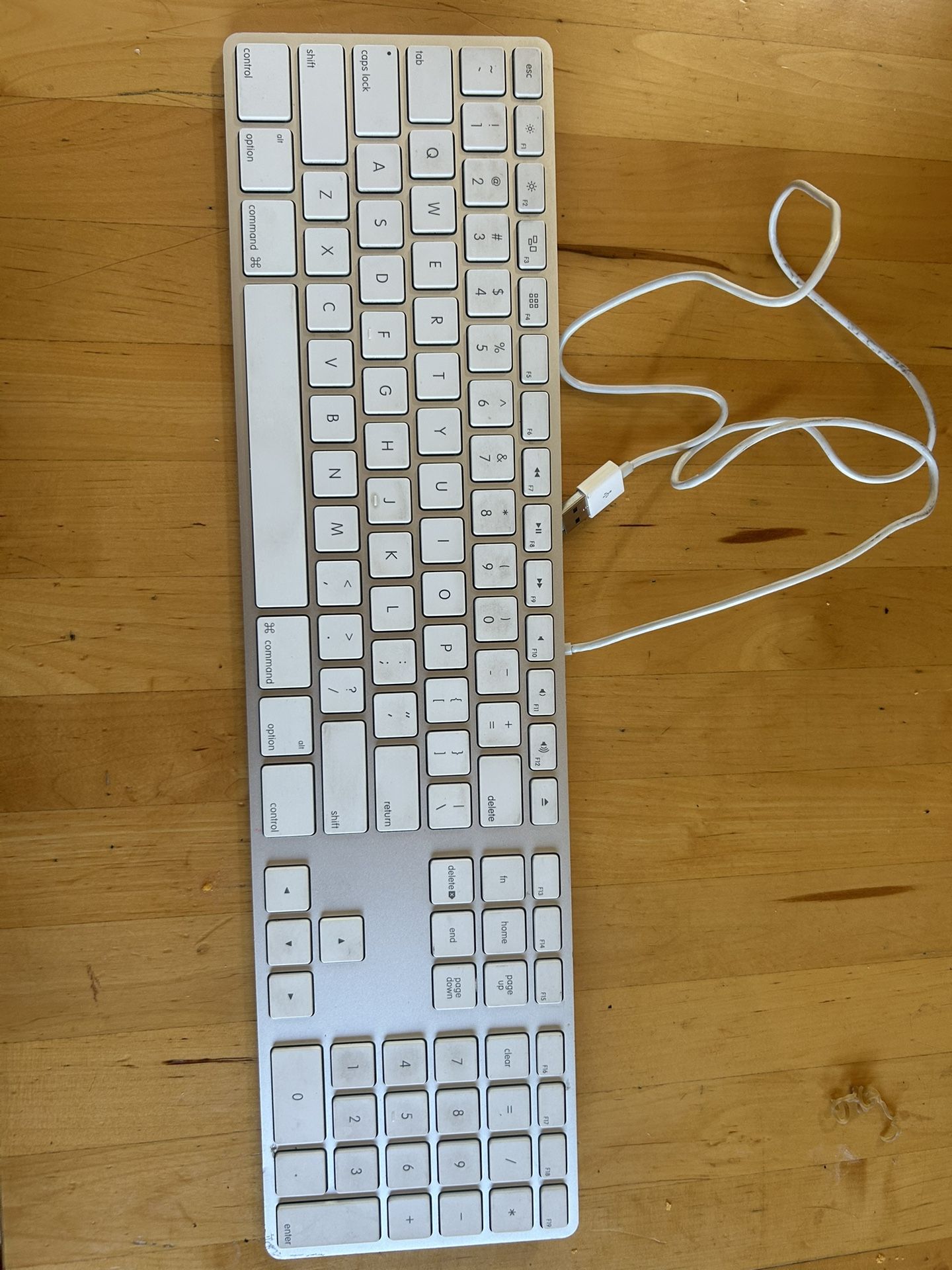 Apple Keyboard
