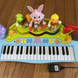 Kids Polyphonic Keyboard w/ Microphone 